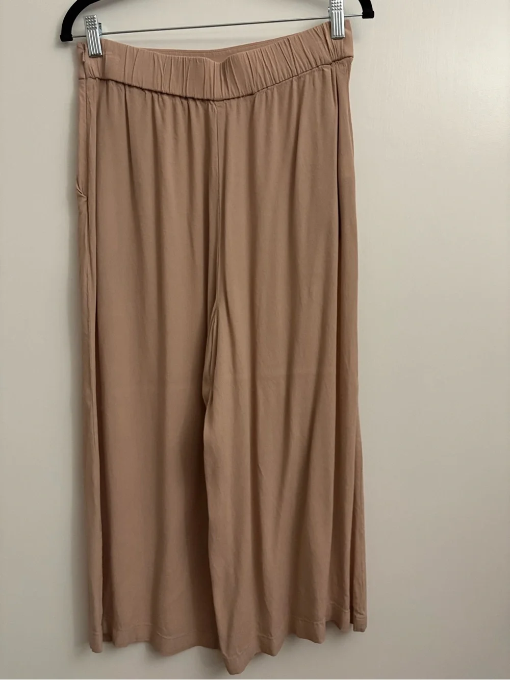 Leith Blush Pink Wide Leg Cropped Pants Medium Side Zip Elastic Back Rayon